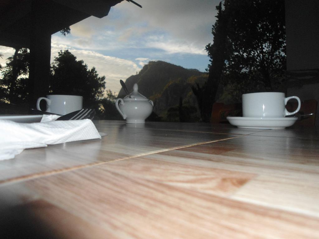 Rock Side Inn - Ella Ngoại thất bức ảnh