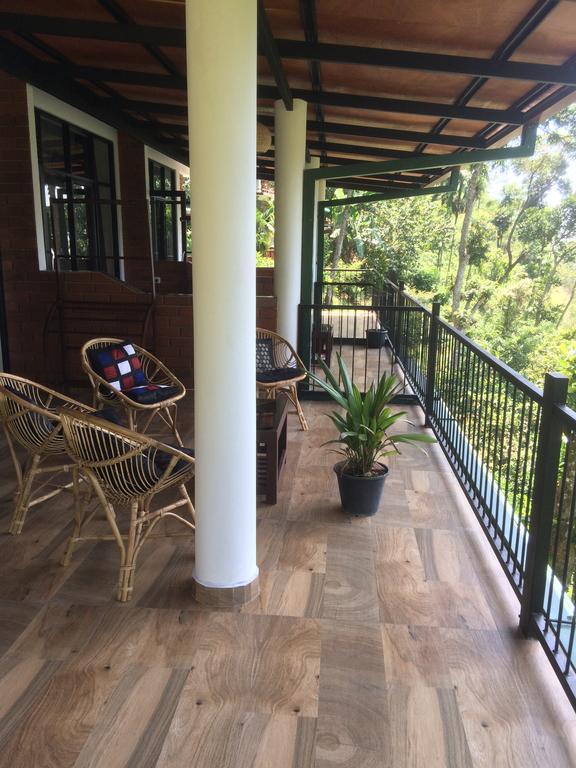 Rock Side Inn - Ella Ngoại thất bức ảnh